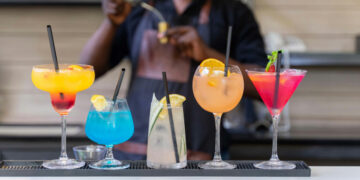 محبوب ترین نوشیدنی های کافی شاپ را بشناسید 16 نوشیدنی های کافی شاپ