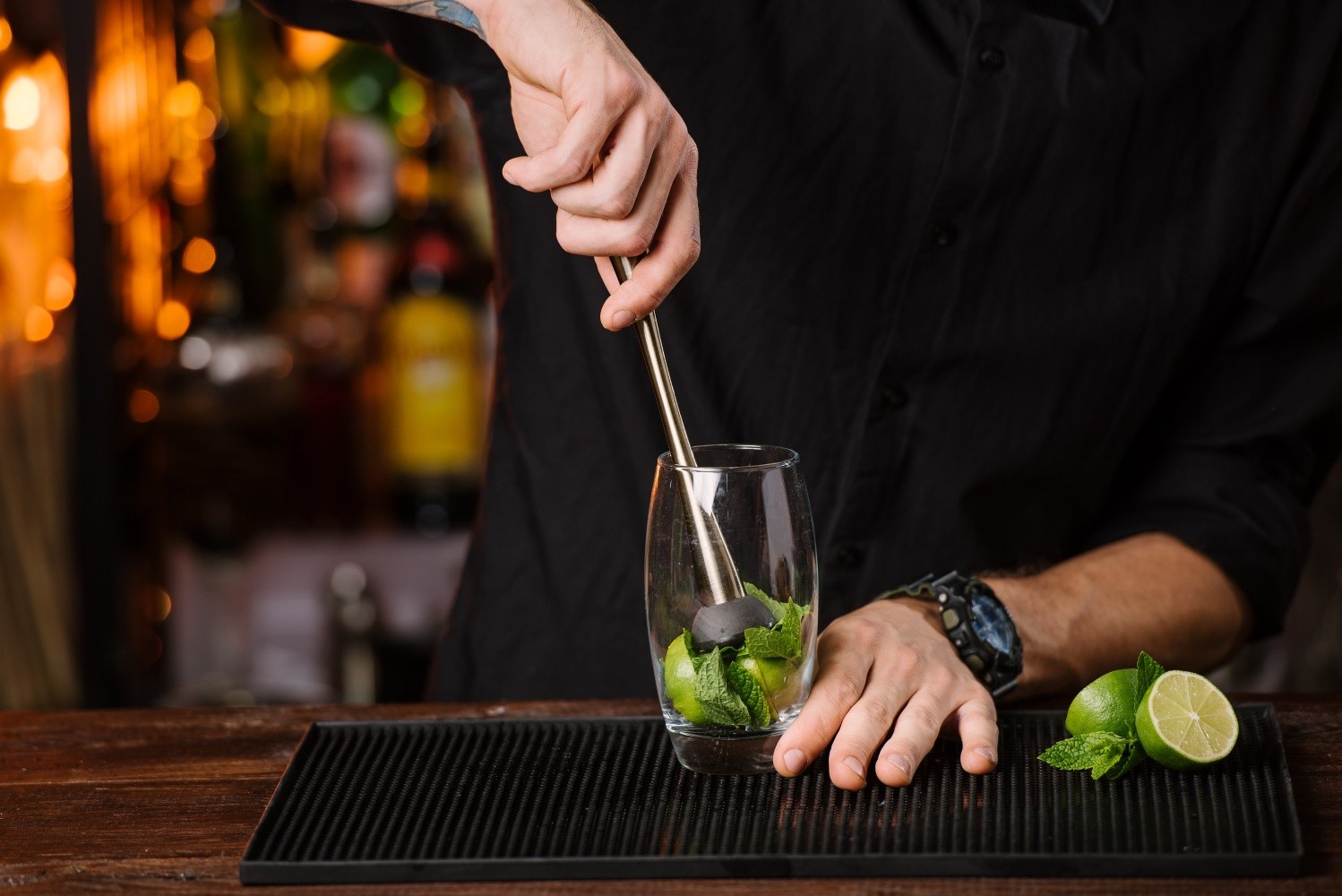 متدهای سرو نوشیدنی/راهنمای کامل /آموزش بارتندری 21 متد مادل کردن بار سرد بارتندر